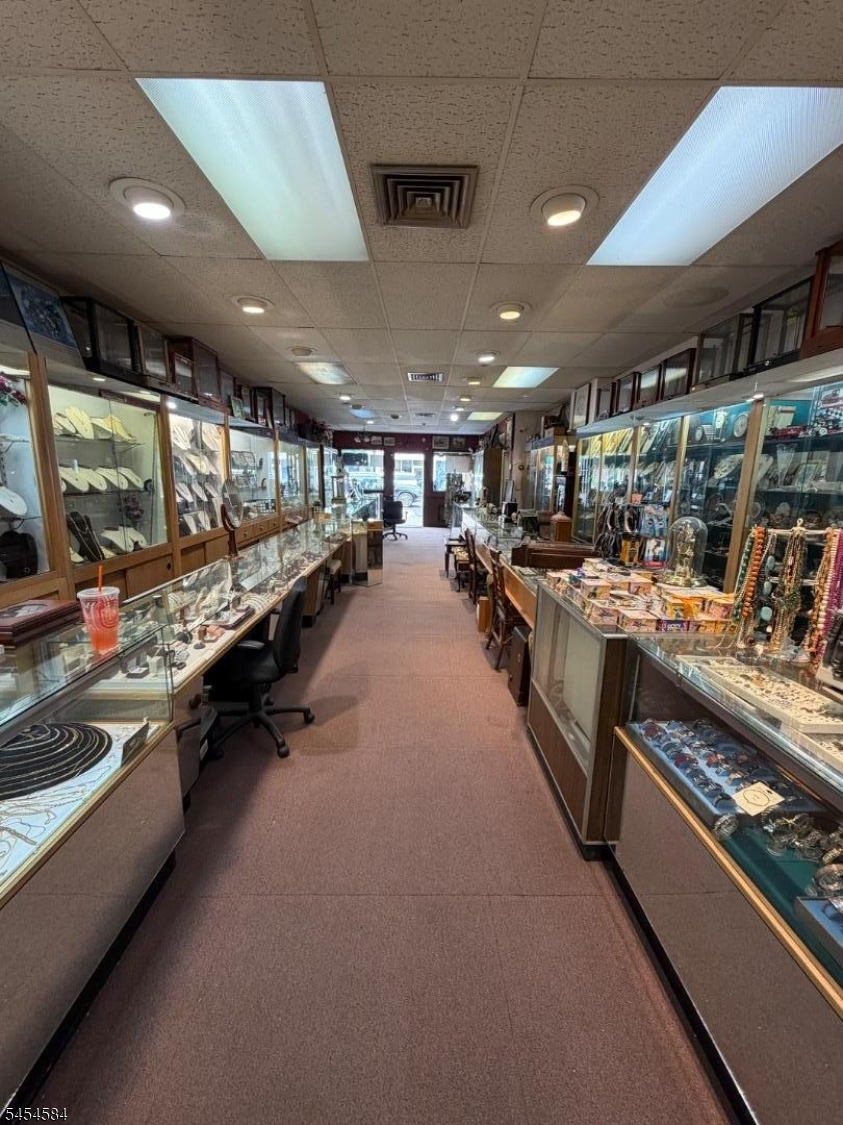 Store