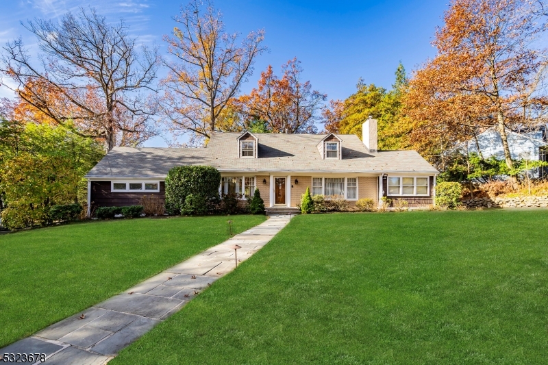 Great curb appeal!