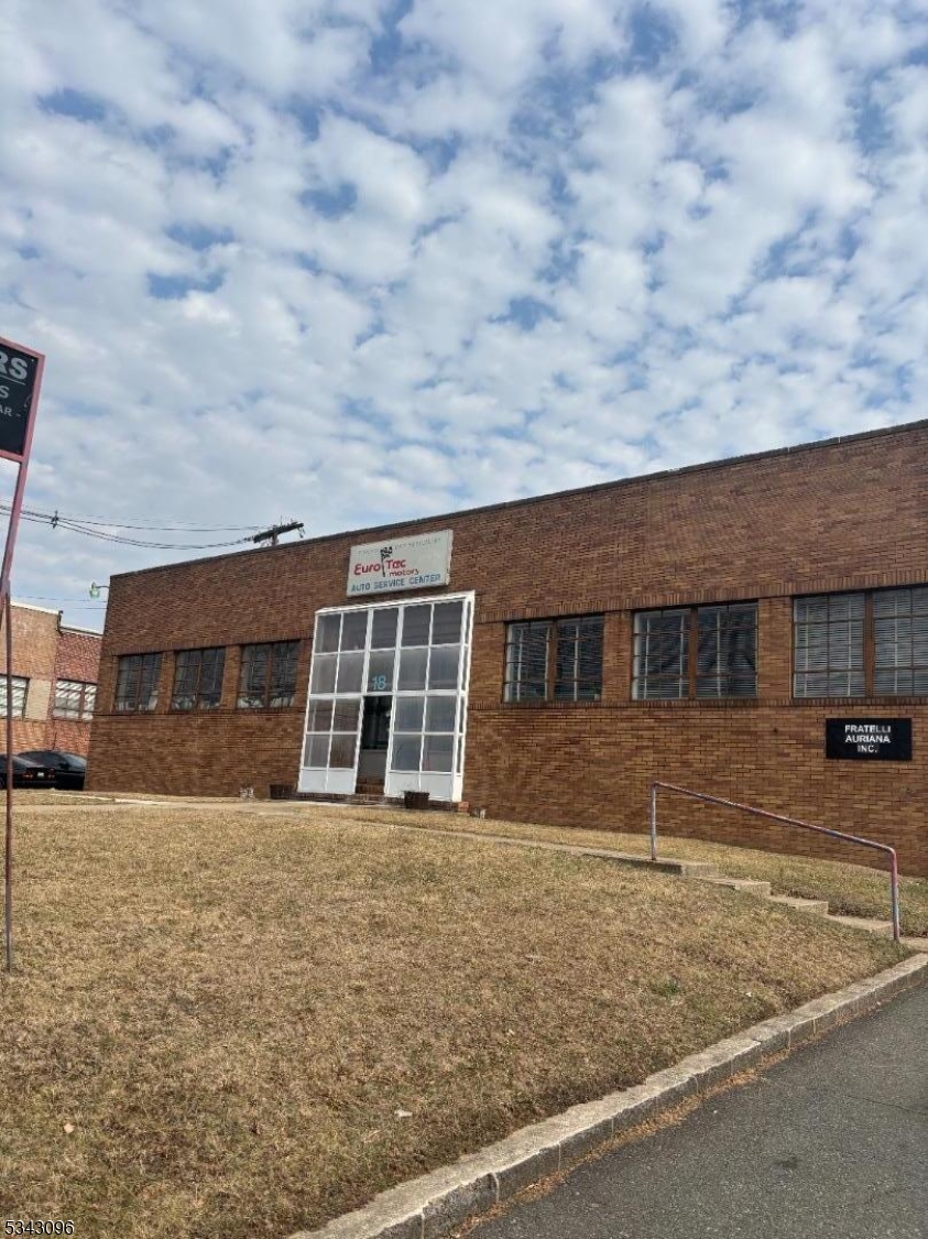 Office to right with three rooms,  shared bathroom with other tenant