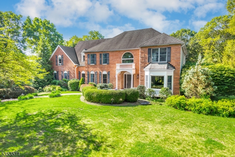Located mintues from from major highways, shopping, houses of worship and blue ribbon schools.