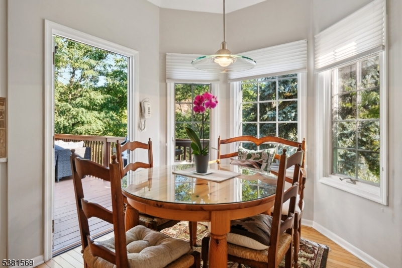 Breakfast Nook