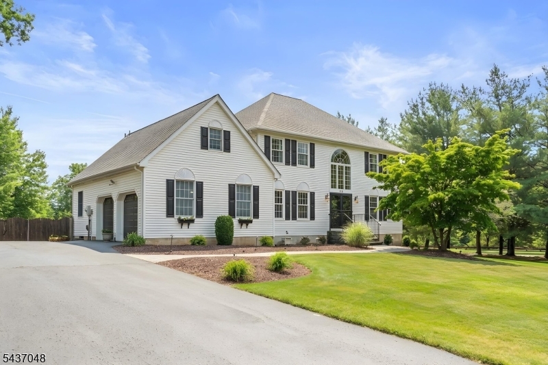 Welcome to 24 Powelson Drive!