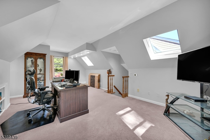 Office Office Over Garage