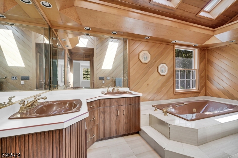 Primary Bathroom Ensuite Bath