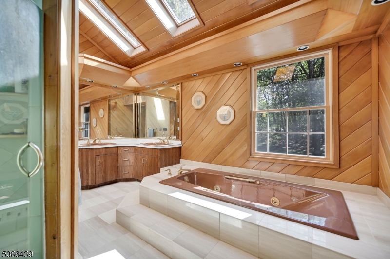 Primary Bathroom Ensuite Bath