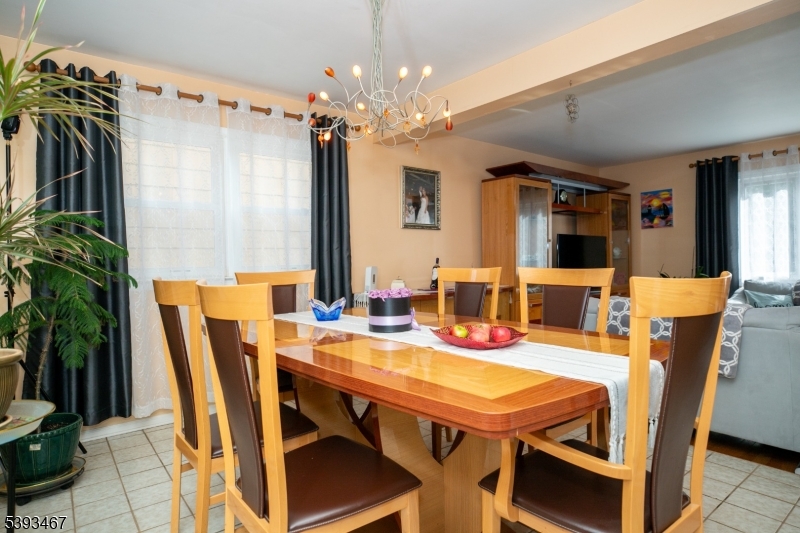DINING SPACE CHANDELIER WILL BE CHANGED OUT PRIOR TO MOVE IN