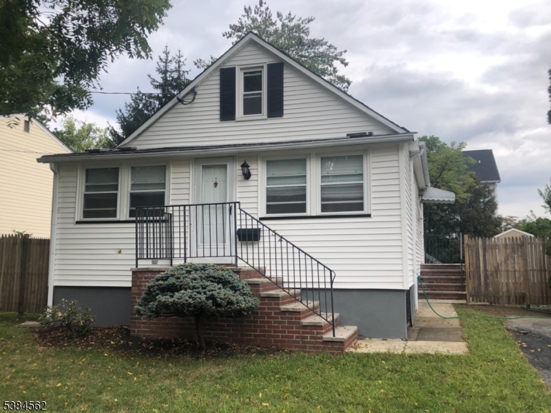Front view of home