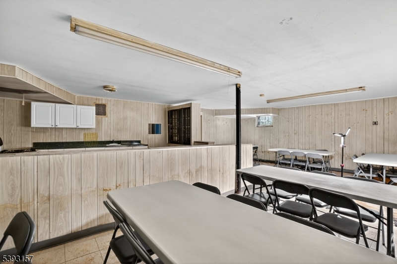 Baseman eating area