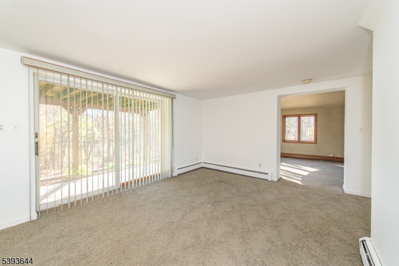 GROUND LEVEL LIVING AREA