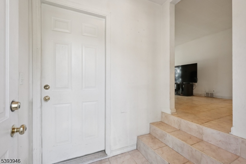 Side Entrance & Garage