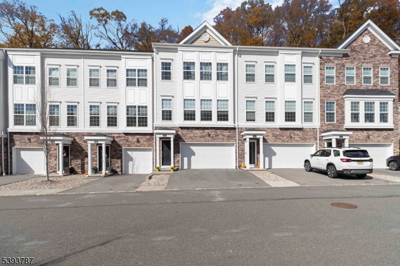 Front View 2 car garage and driveway