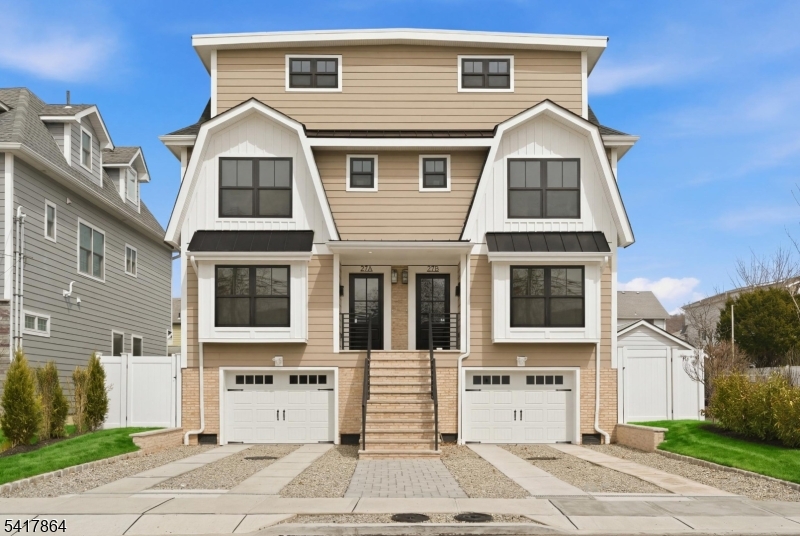 Front of Home (1 of 5)