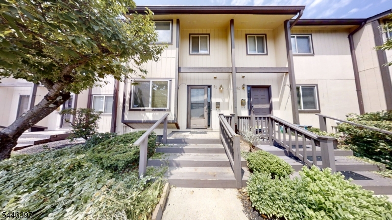 3 Level Townhouse