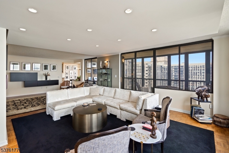 Corner Apartment Has Views Across Hudson to NYC