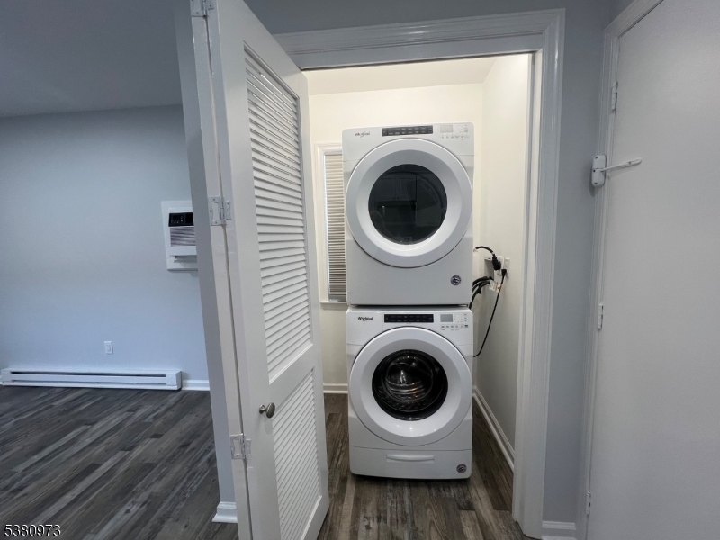 laundry in unit