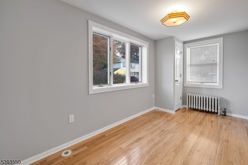 BEDROOM OR OFFICE YOUR CHOICE