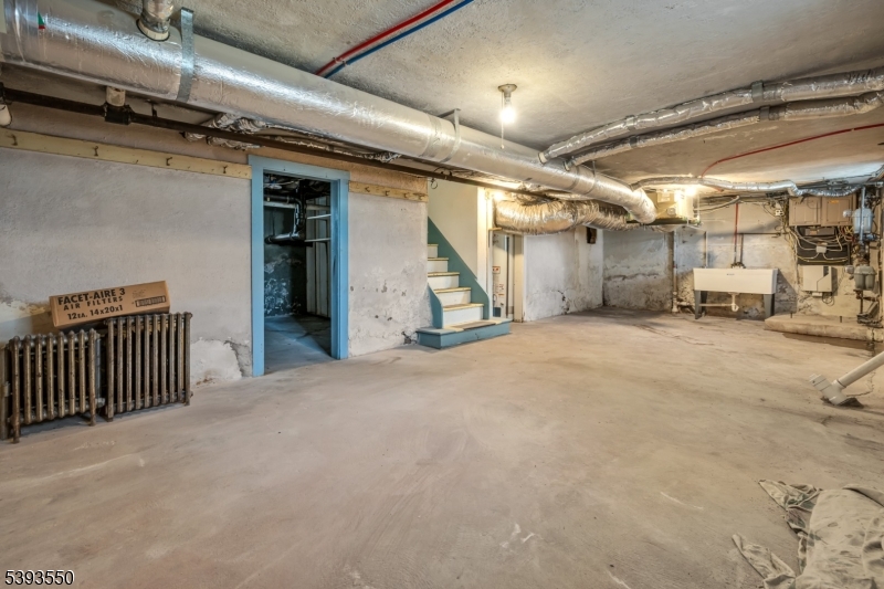 Basement exclusive to 1st FL