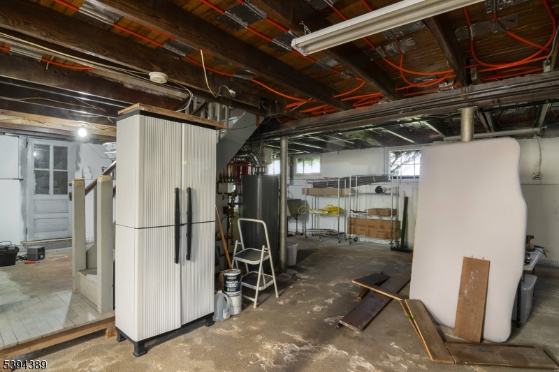 Huge Basement w/ storage