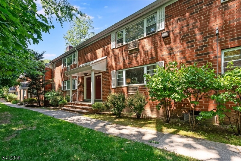 Front path of Bldg 43, unit 1A