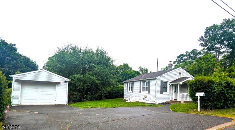 Front Detached garage