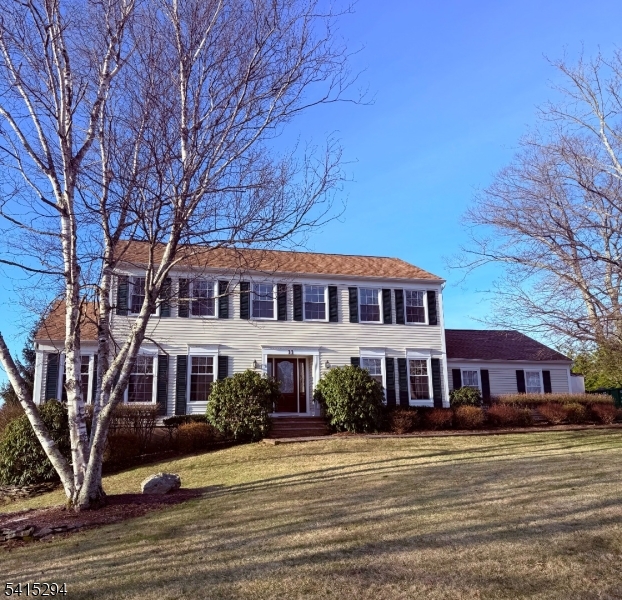 Welcome! This home is located in a neighborhood setting with public water, public sewer, and natural gas!