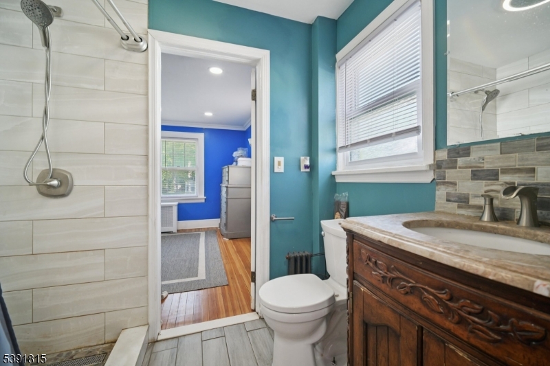 2nd floor shared bath