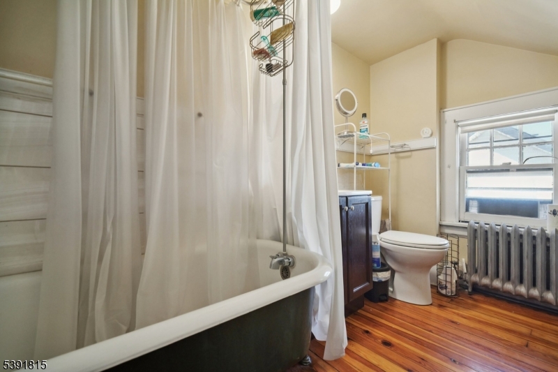 3rd floor bath