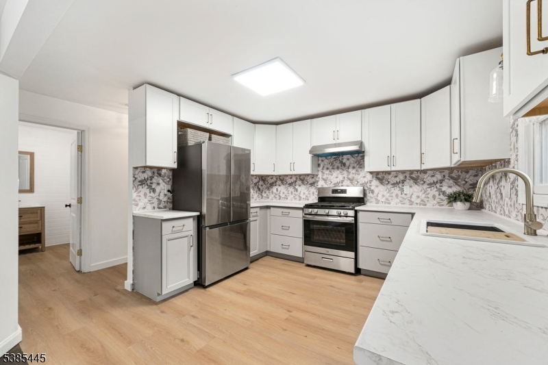 Stunningly renovated kitchen