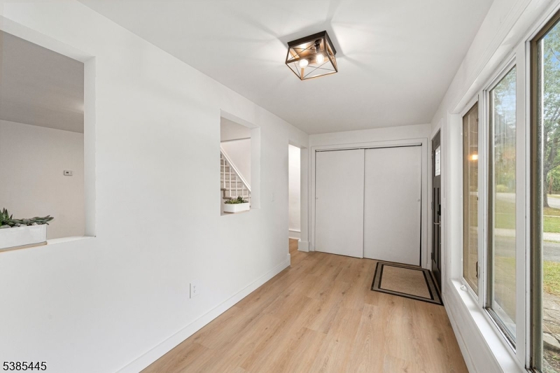 Sunroom Grab an easy chair and watch what's going on in the neighborhood!