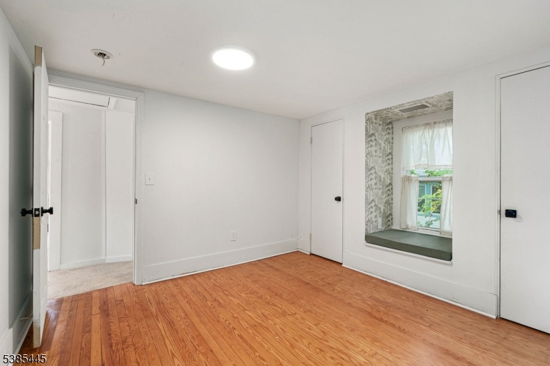 Seconary Bedroom Wood floors--just renfinished!