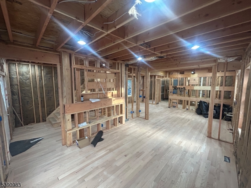1st floor with Hdwd Floors