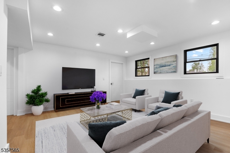 rec rm v# 2- virtually staged