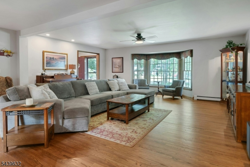Unequaled room combining the LR & FR, boasts an immense open space & flow offering a multitude of decorating possibilities!