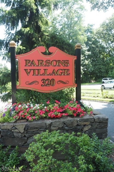 Tucked away off main road is this wonderful complex. Morristown's Best Kept Secret!