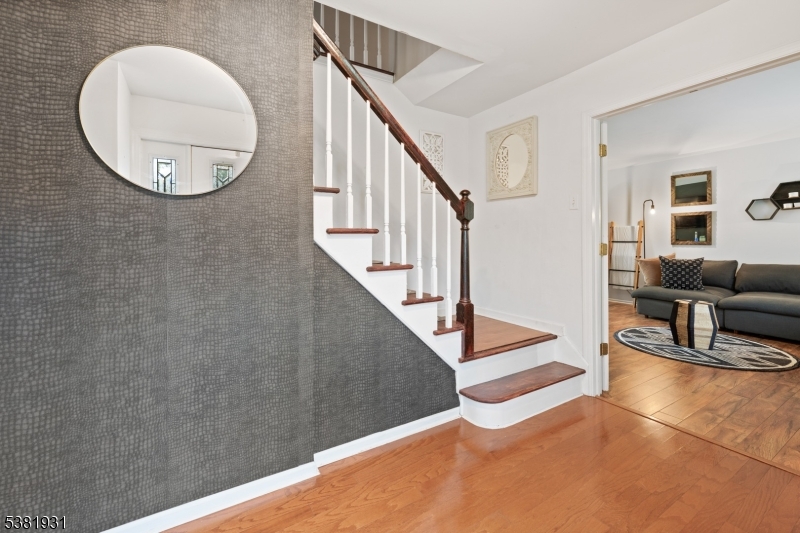 LET'S GO UPSTAIRS!