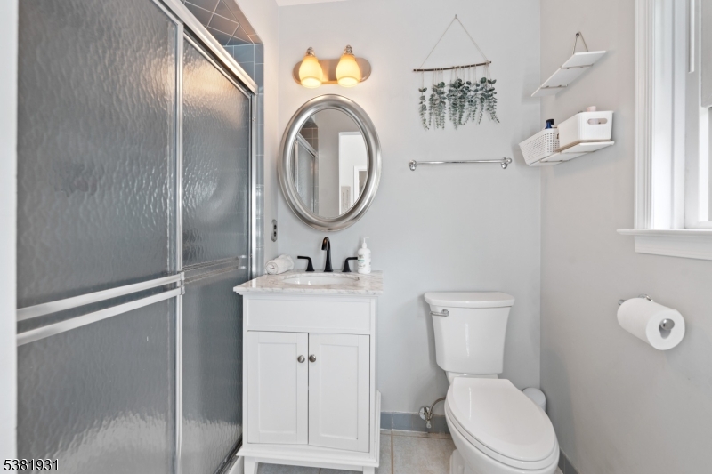 STALL SHOWER