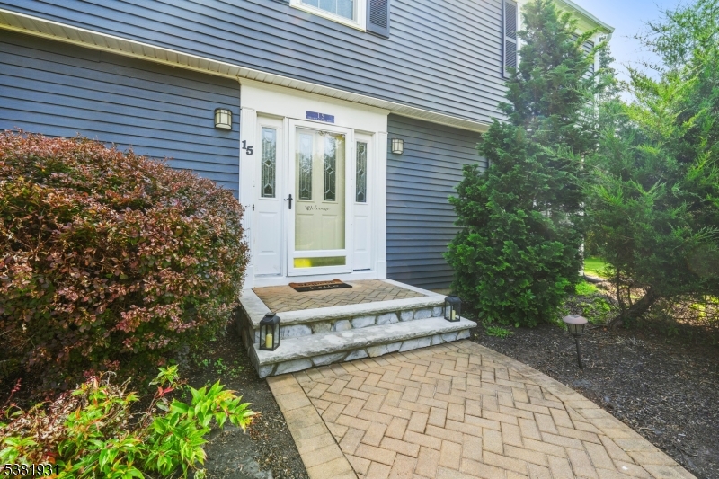 INVITING FRONT DOOR