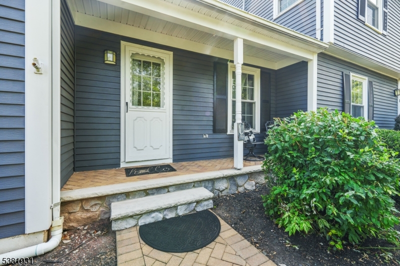 WELCOMING FRONT PORCH