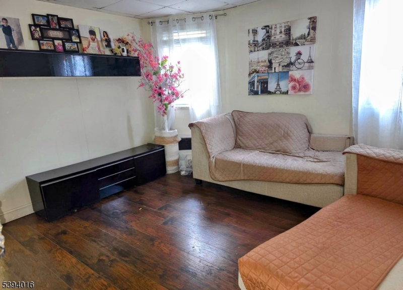 1st floor living room