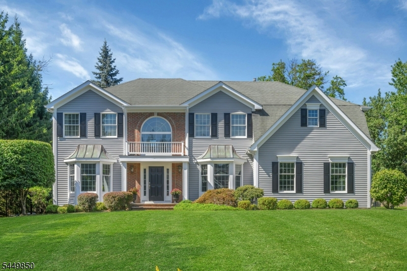 Picture Perfect Colonial The stunning architectural detail of the gorgeous brick accents, combined with the pristine & freshly painted exterior sets this home apart from the rest. This home is in move-in-ready condition and waiting for its next chapter.