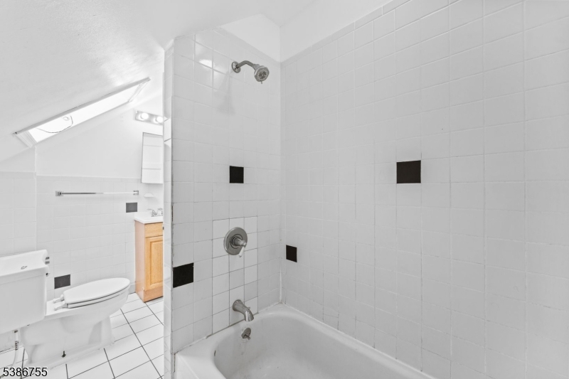 Bathroom Bathroom 2nd Floor