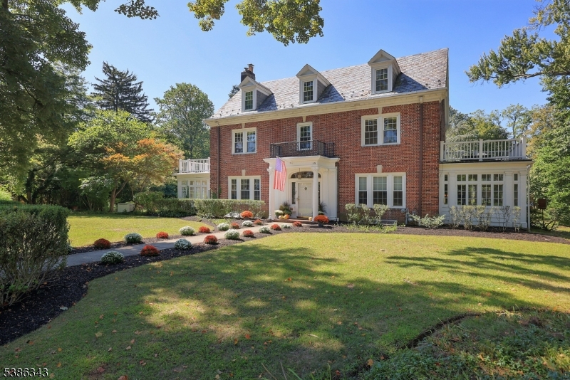 Welcome to 15 Georgian Road!