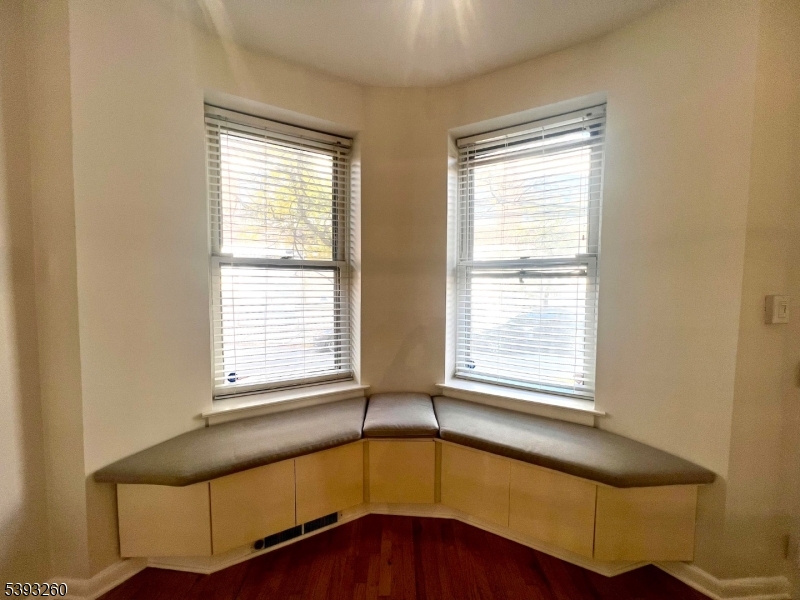 Bay window seating