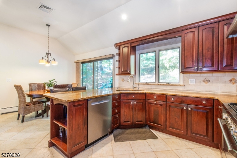 Kitchen and Kitchen Dinette