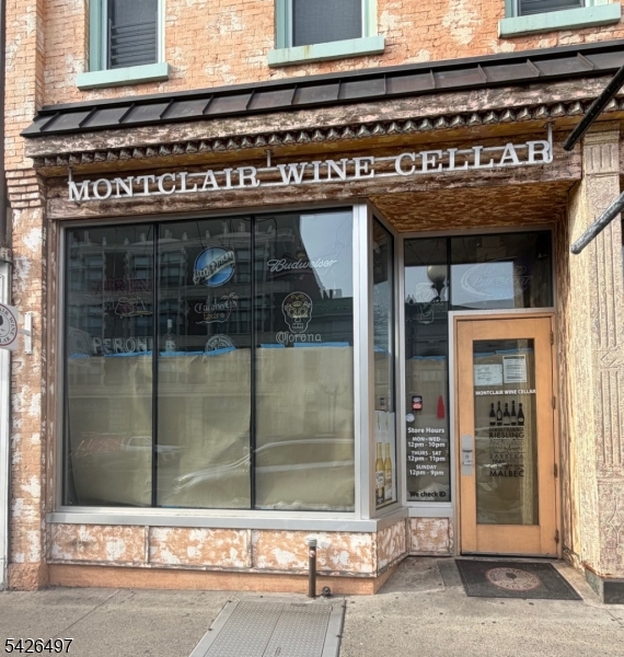 STOREFRONT