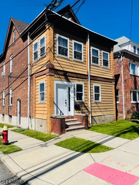 735 Van Houten Ave