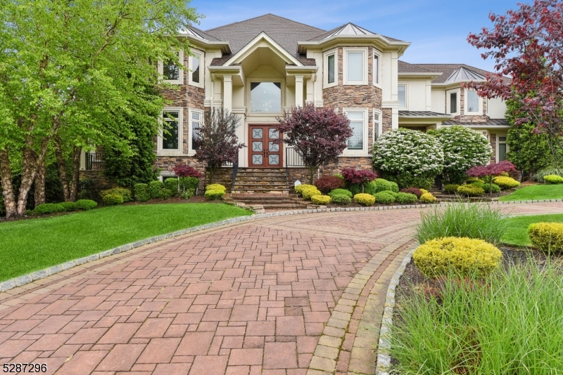 Mint Condition 7 Bedroom