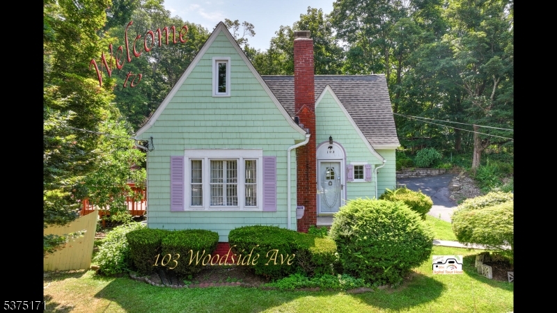 103 Woodside Ave