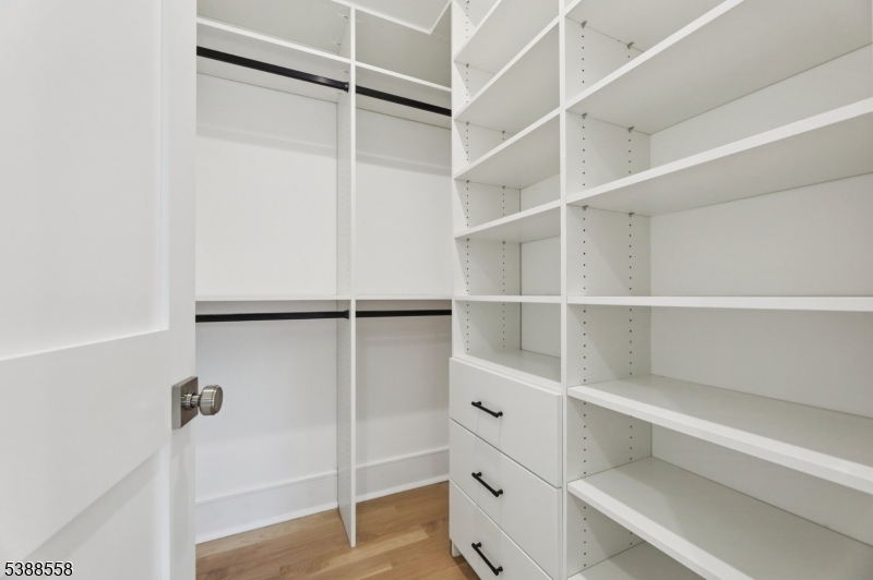 Built-in Closet in all rooms