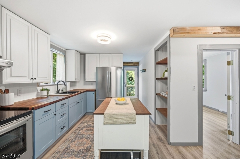 Country Kitchen